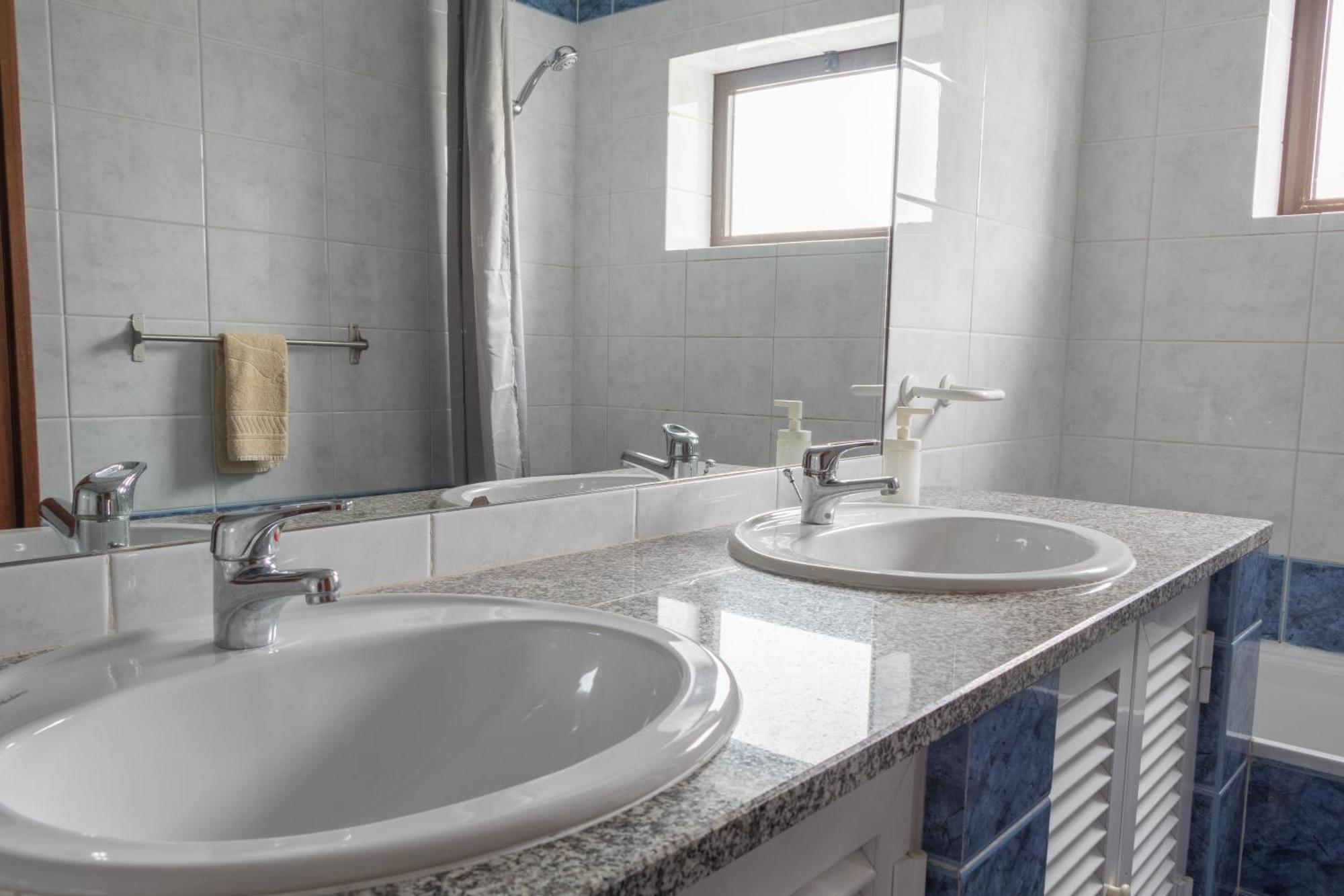 Blife Ricardya Private Rooms Фару Екстер'єр фото